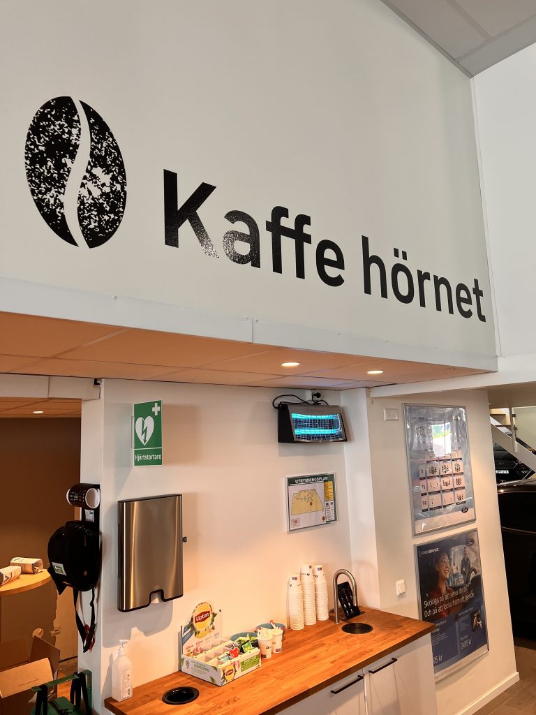 folie dekor på vägg