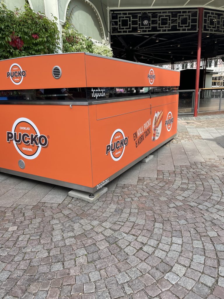 pucko printat på bar